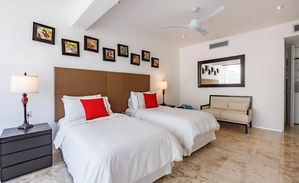 מלון דירות פלאייה דל כרמן Magia Beachside Condo